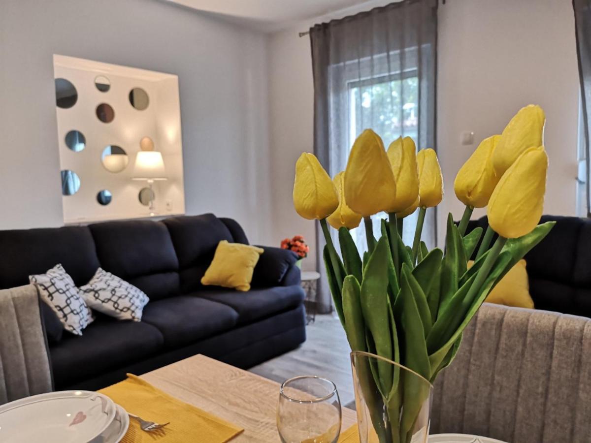 Eugenia Apartment Pula Ngoại thất bức ảnh