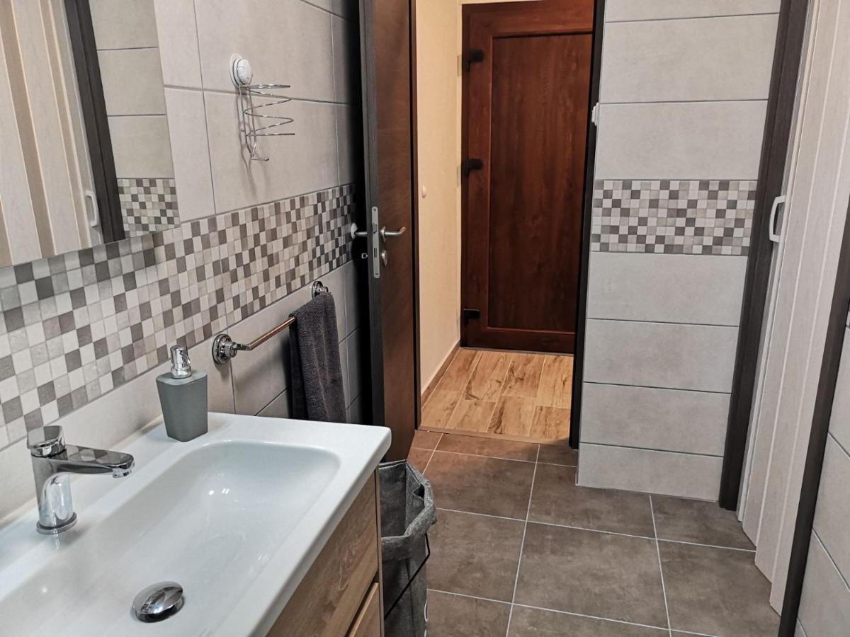 Eugenia Apartment Pula Ngoại thất bức ảnh